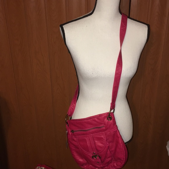 Nice Bag that is Pink and Red - Picture 5 of 8